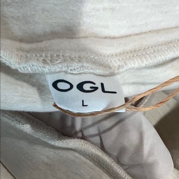 NWT OGL FuzzLuxe High Waisted Straight Leg Pull On Pant - Heather Beige Size L - Picture 3 of 11